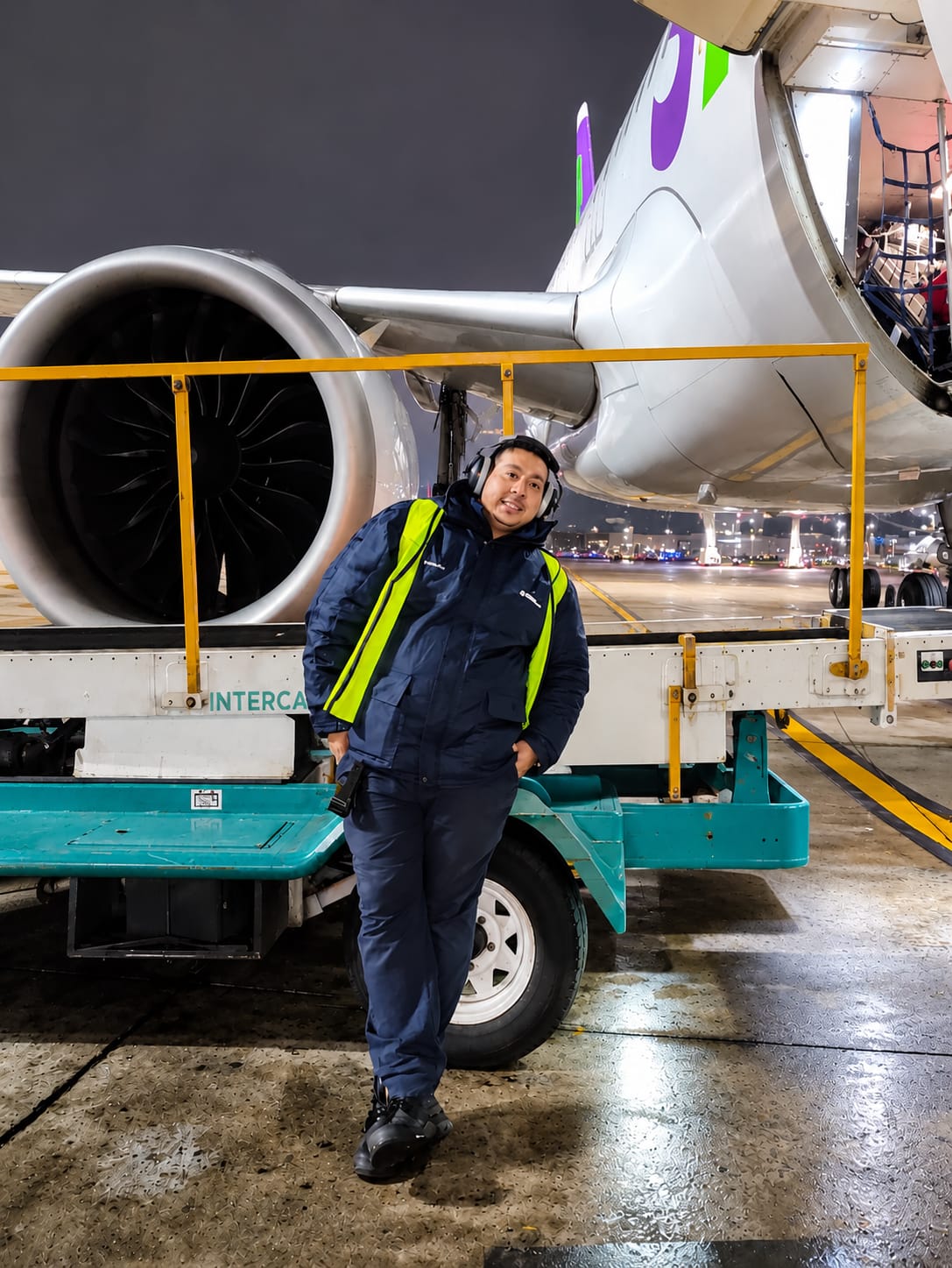 Christian Nieva, instructor de Rampa y Señalero de Escuela Modo Avión